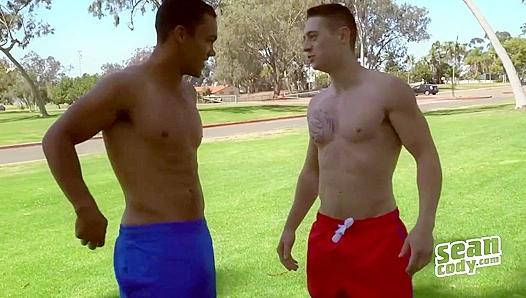 Lane Murray Gets Hot Heavy Post-Wrestling Rumble – SeanCody