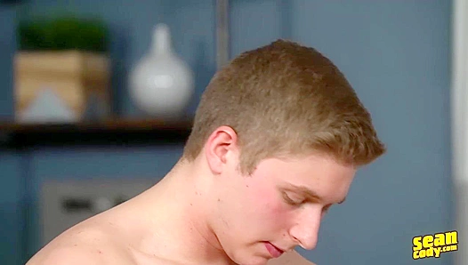 Blond Beauty Geoff Masters Himself Solo Just For You – SeanCodyX 18+