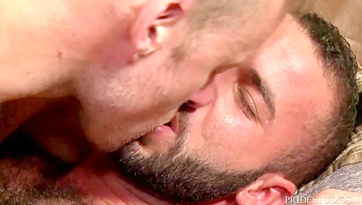 Fernando Del Rio Tempts Kilted Hunk Hoytt Walker in Hot Scottish Heat – GayPornX 18+